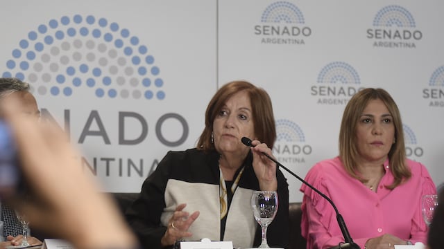 Alejandra Vigo 
Alfredo Cornejo 
Foto Federico Lopez Claro