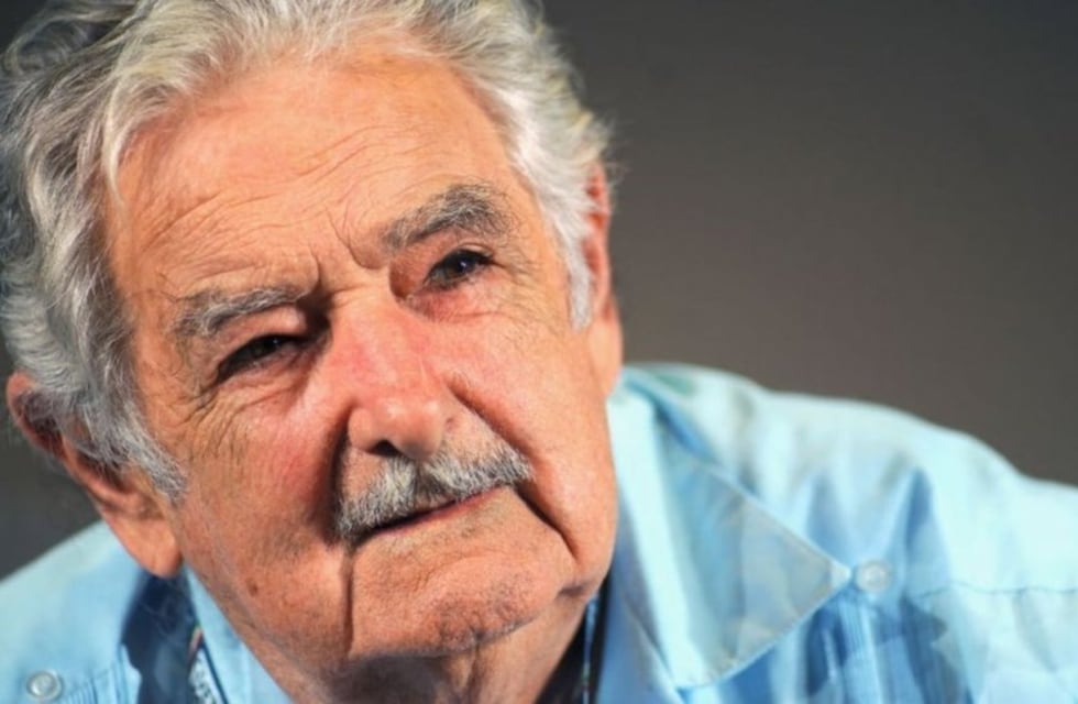 José Mujica dijo que tiene un tumor en el esófago