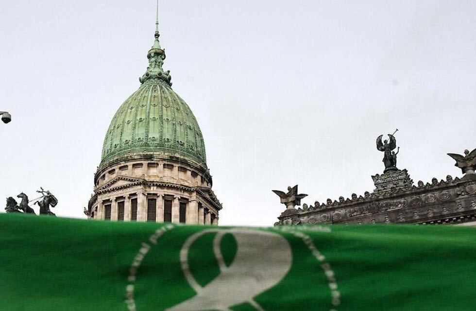 La Libertad Avanza ingresó al Congreso un proyecto para derogar la ley del aborto