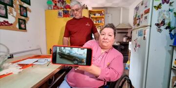 Ayuda. La mujer pide colaboración para recuperar su auto. (Gentileza: Eldoce.tv)