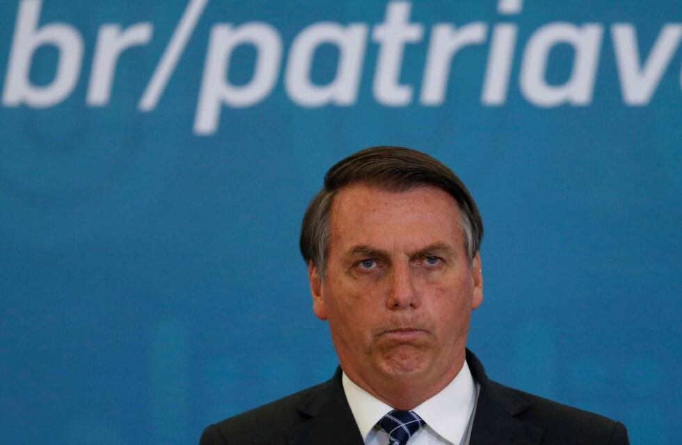 Jair Bolsonaro no renovó la licencia de su página de internet, fue comprada por otra persona y aprovechó para satirizarlo