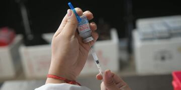 Combinaciones de vacunas: estudios hechos en Argentina confirman que son seguras