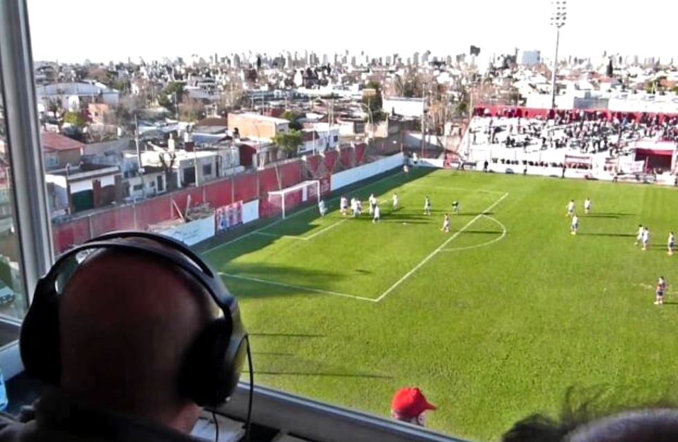 Ni Víctor Hugo ni Mariano Closs: un periodista confesó haber relatado un partido totalmente borracho