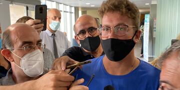 El jurado popular suplente que fue separado del proceso por entregarle un papel a Facundo Macarrón. (Tomás Fragueiro/La Voz)