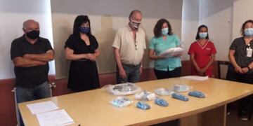 La cámara de comercio y la cooperadora del hospital realizaron donación de cascos de ventilación no invasiva