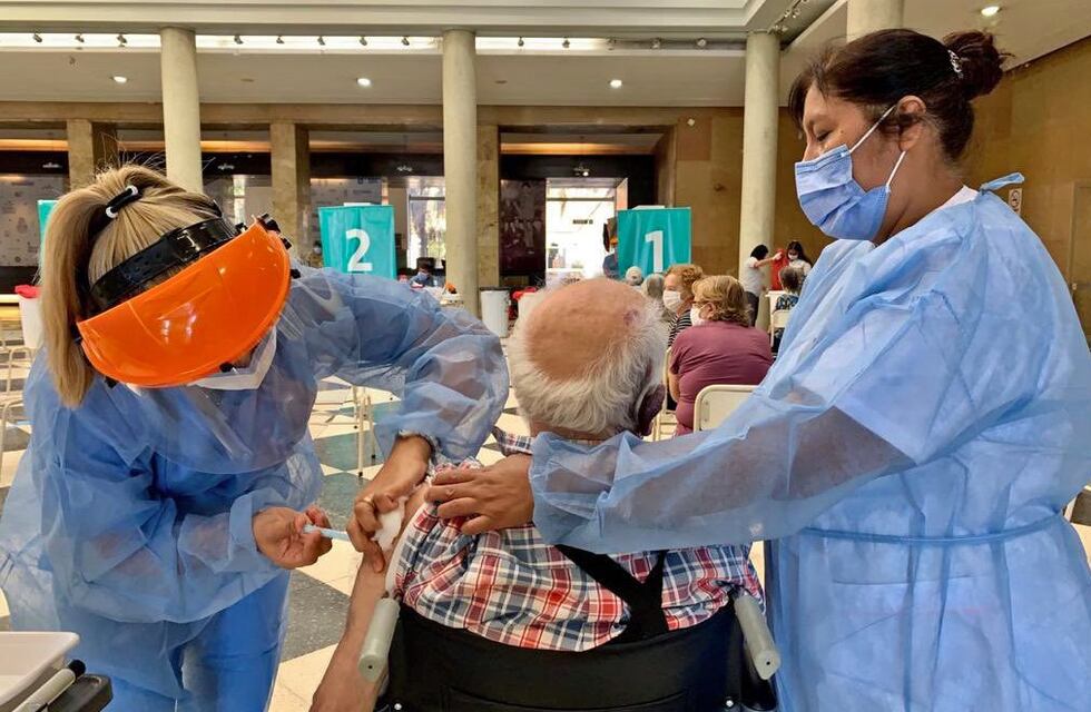 Coronavirus en Córdoba: 18 fallecimientos y 1.605 nuevos casos este lunes