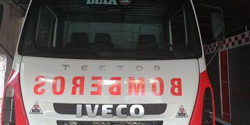 Apedrearon al cuartel de bomberos de La Cumbre.