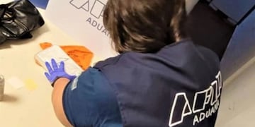 Importante incautación de cocaína y detención de ciudadanos encarnacenos en operativos fronterizos.