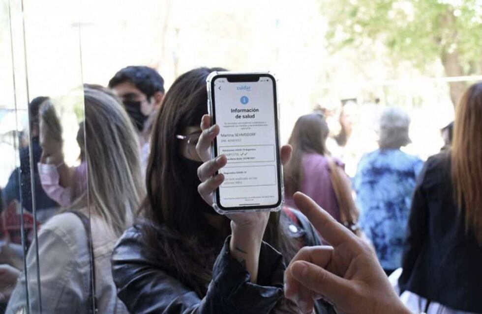 La Universidad de La Plata va a exigir el pase sanitario para asistir a clases presenciales