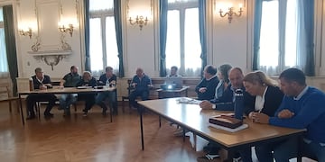 Tres Arroyos: Reunión por el agua