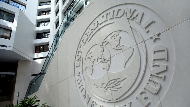Desde el Fondo Monetario Internacional (FMI) auguraron más recesión y más inflación en el corto plazo.