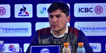 Alexander Medina y la lista de jugadores con la que iniciará su segundo ciclo en Talleres, justo ante Boca (La Voz).
