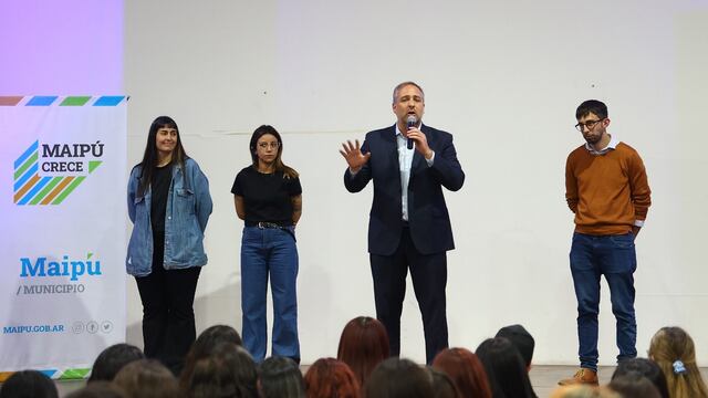 Maipú incentiva el uso de Chat GPT entre docentes y alumnos