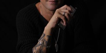 Fabricio Rodríguez, el cantante y armonicista, llega por primera vez a Villa Carlos Paz.