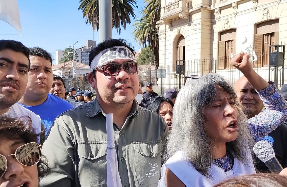 Tras los docentes, ahora van al paro los trabajadores municipales de Jujuy