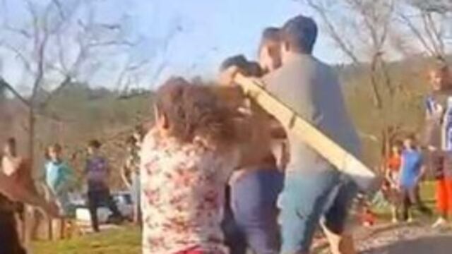 Campo Ramón: pelea entre hinchas terminó con dos jóvenes detenidas.