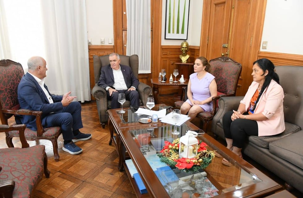 El Bloque Independencia llevó a Casa de Gobierno el balance 2025