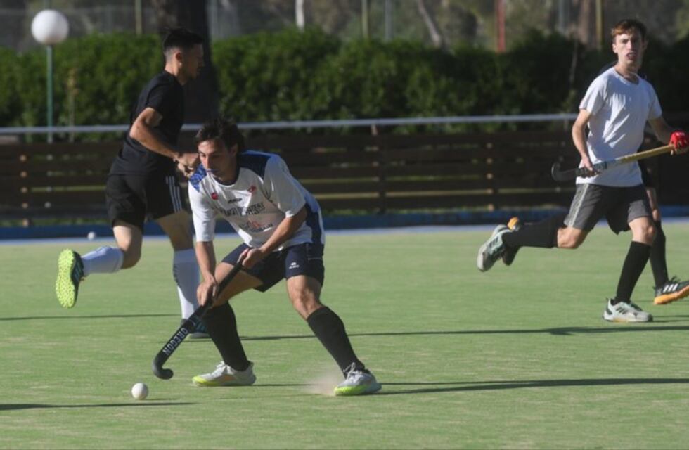 Hockey: con puntaltenses, la Selección de Bahía Blanca comenzó con los entrenamientos