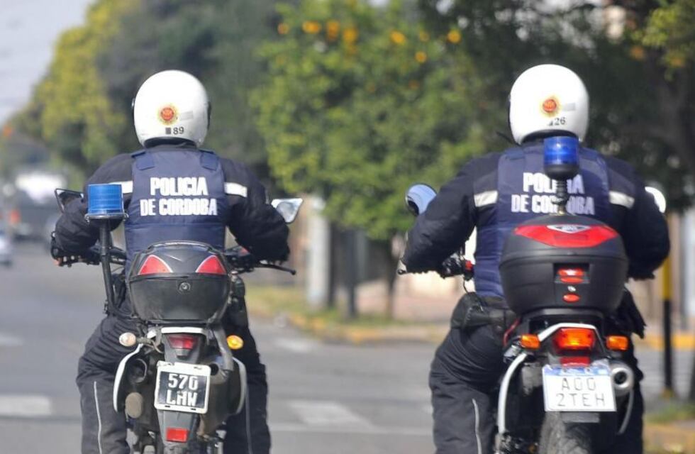 Inseguridad en Córdoba: ladrones arrastraron y mordieron a una mujer para robarle la cartera