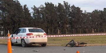 Accidente fatal en la ruta 229: un motociclista murió en el acceso a Pago Chico
