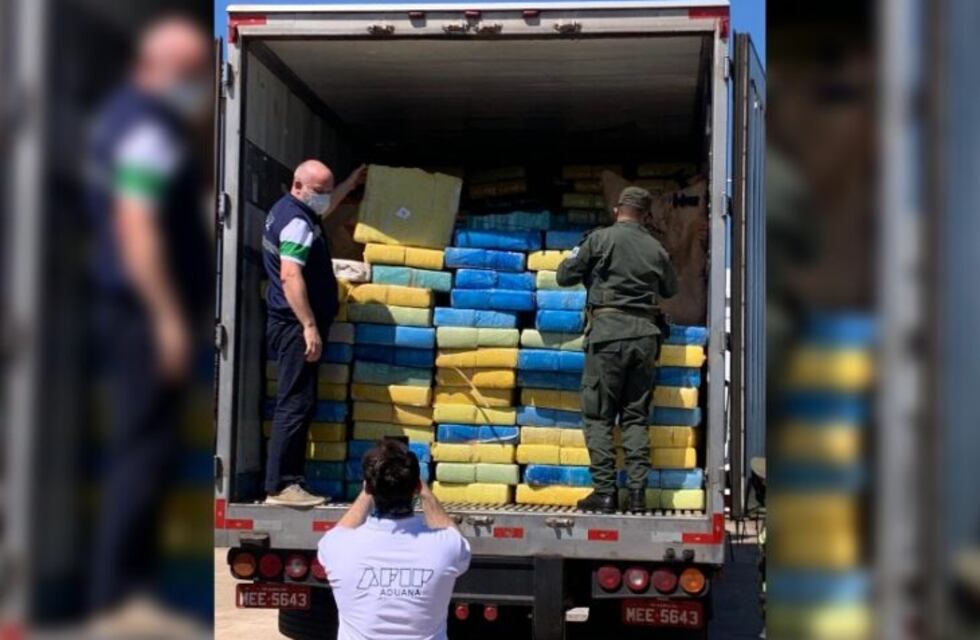 Decomisan un camión con ocho toneladas de marihuana en el ingreso a Misiones
