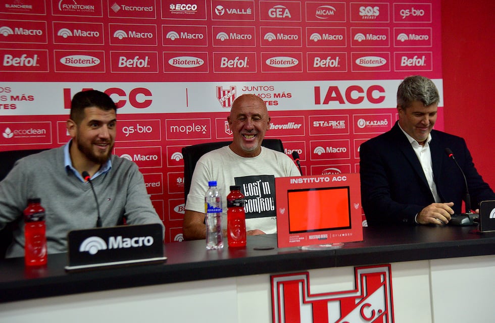 Daniel Oldrá, nuevo DT de Instituto, y la divertida comparación con los colores