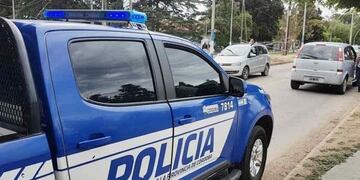 Operativo. La Policía montó un operativo en barrio Ameghino Norte, pero no se pudo dar con el agresor. (Imagen ilustrativa)