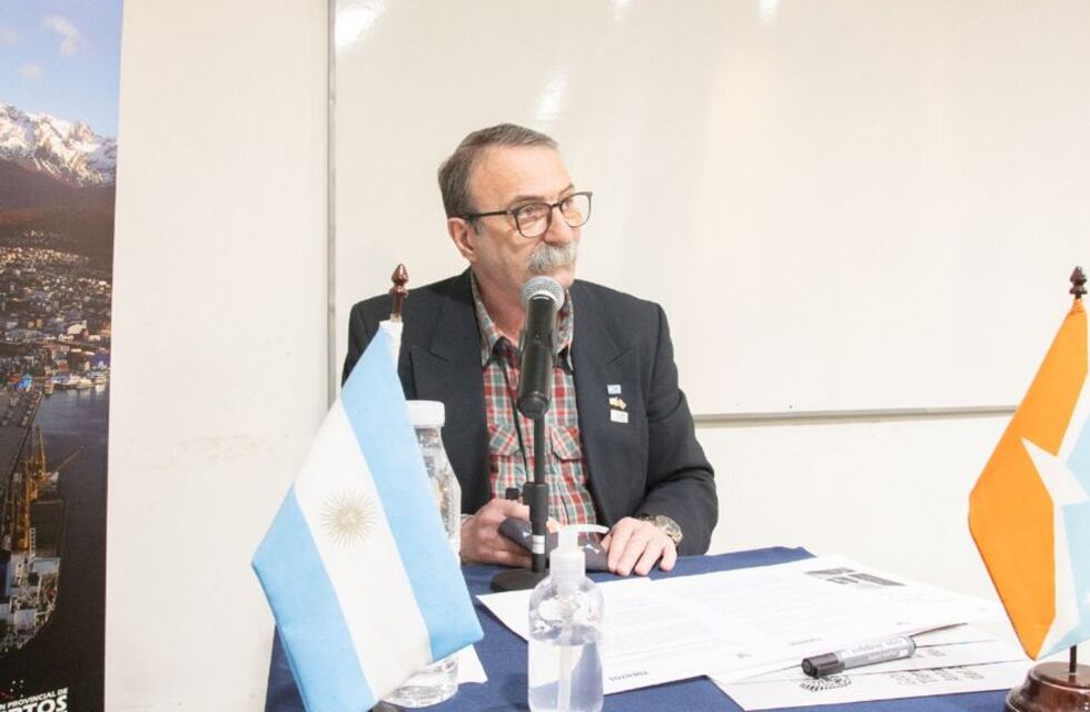 Puerto de Ushuaia: Se realizó la audiencia pública por el estudio de impacto ambiental de la obra de ampliación del muelle de catamaranes