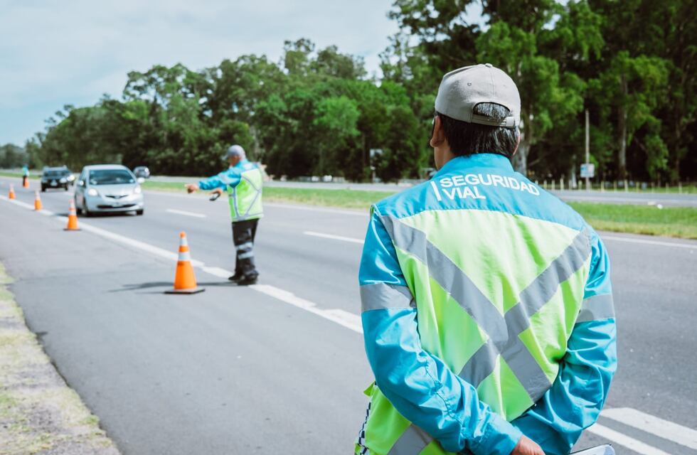 La Agencia Nacional de Seguridad Vial advierte sobre los requisitos obligatorios para circular