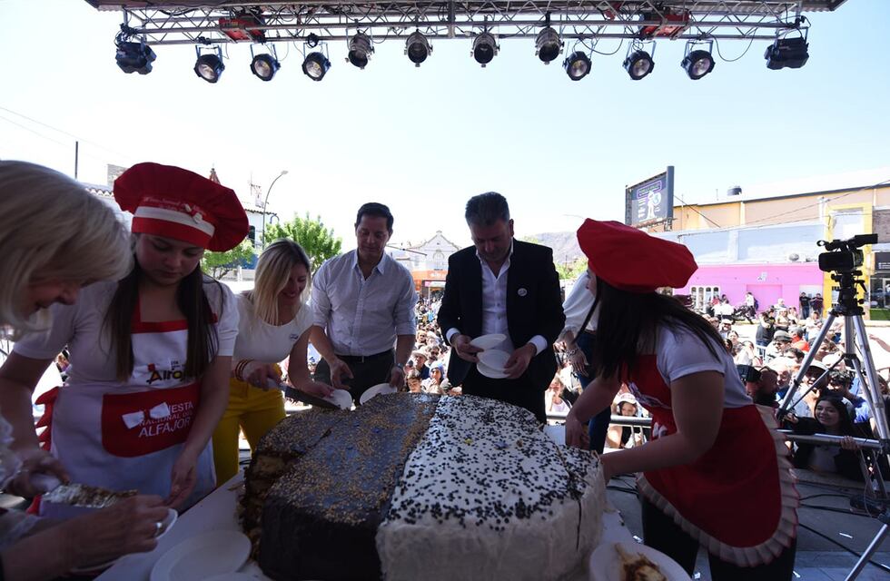 La Fiesta del Alfajor en La Falda generó un intenso movimiento ecónomico