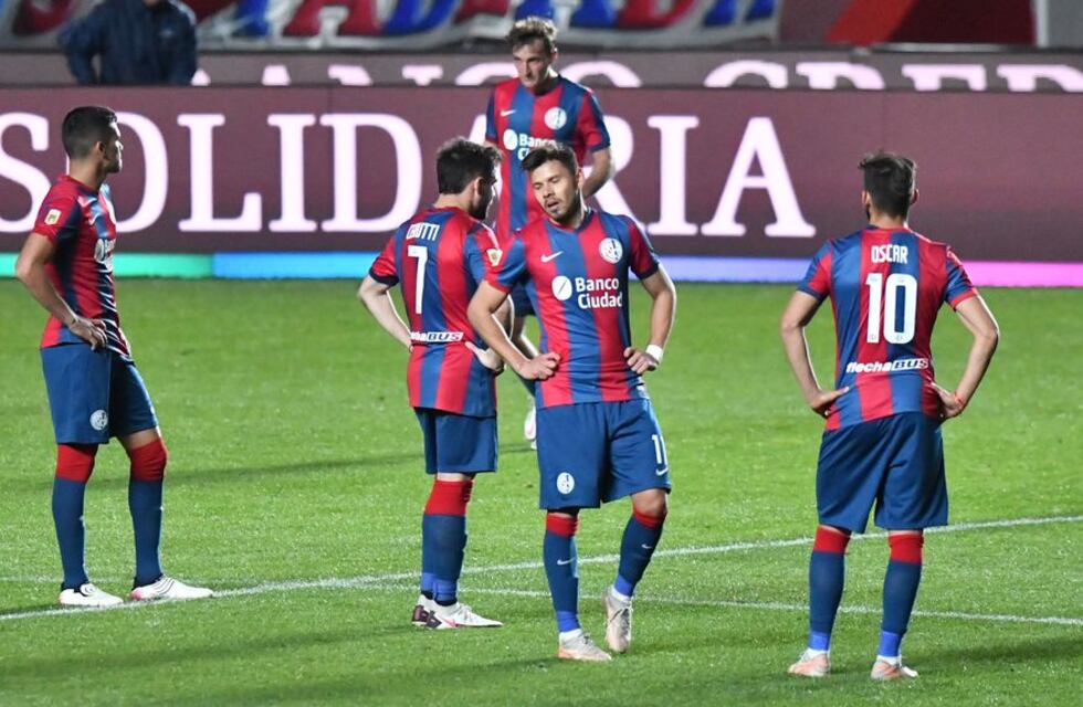 San Lorenzo: robaron el museo del club y se llevaron trofeos históricos