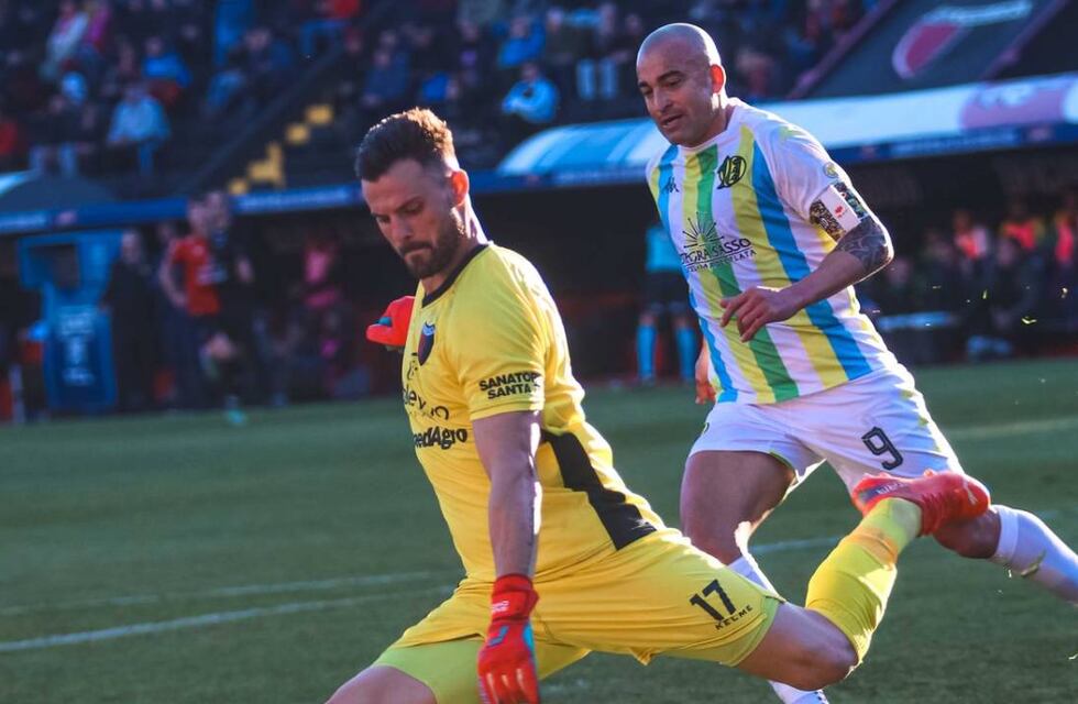 Colón se complicó ante Aldosivi y no pasó del empate en su casa