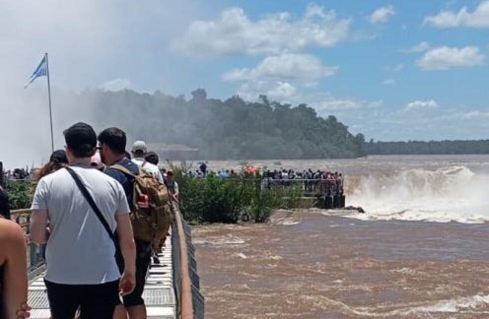 Reabren la Garganta del Diablo tras el cierre preventivo por la crecida del río Iguazú