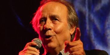 El artista español tiene 78 años e inició la recorrida mundial a fines de abril con un concierto en Nueva York.