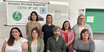 Mesas de trabajo sobre salud mental a cargo de docentes de la Tecnicatura en Acompañamiento Terapéutico