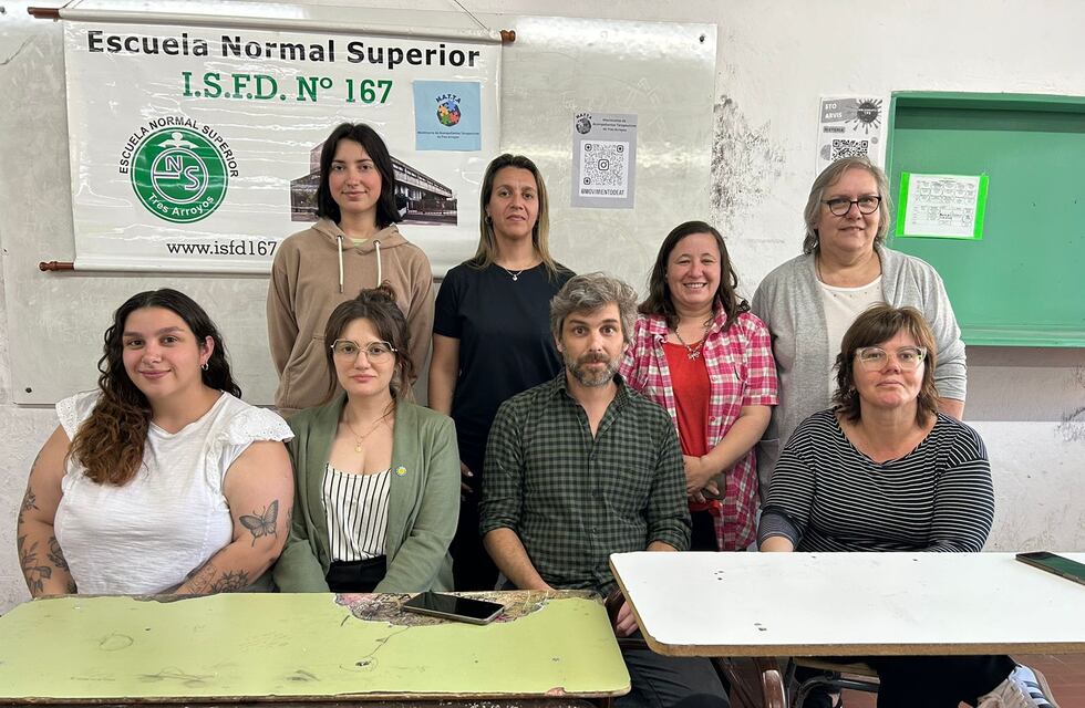 Mesas de trabajo sobre salud mental a cargo de docentes de la Tecnicatura en Acompañamiento Terapéutico