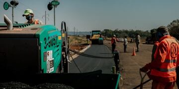 La Dirección Provincial de Vialidad ejecuta obras en El Soberbio.