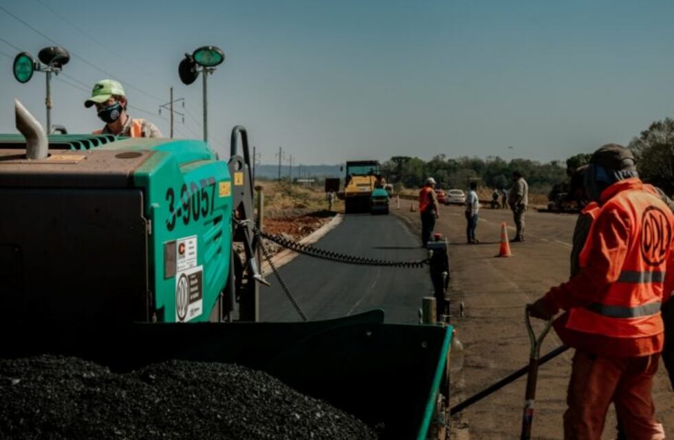 La Dirección Provincial de Vialidad ejecuta obras en El Soberbio