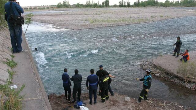 Esta tarde un joven mayor de edad se tiró al agua en el río Mendoza a la altura del dique Cipolletti. La correntada lo llevó y falleció ahogado. Imagen ilustrativa. Gentileza Los Andes