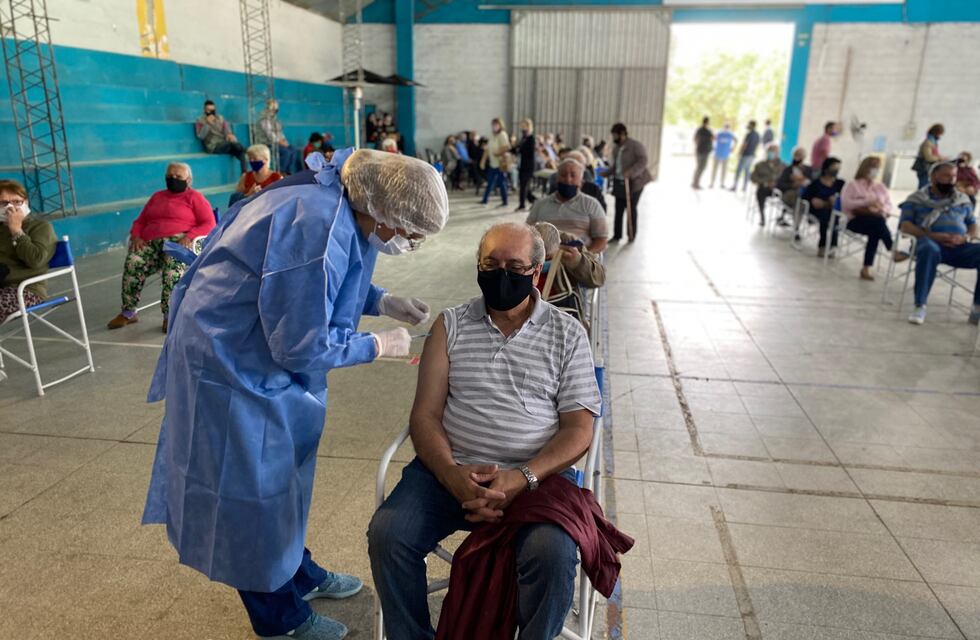 Vacunación en Río Cuarto: quienes perdieron el turno deben concurrir al Polideportivo