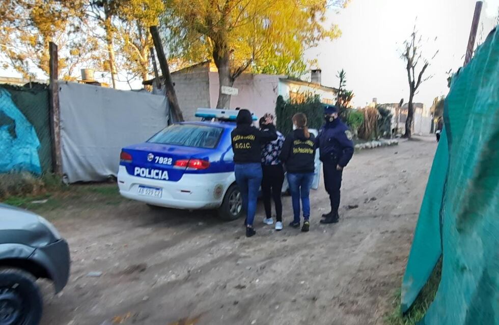 Encontraron a la mujer que había desaparecido con su hijo y quedó detenida por llevárselo sin permiso