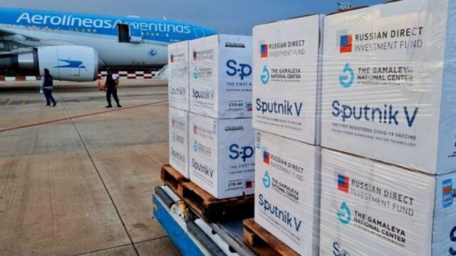Plan Estratégico Nacional de Vacunación: mañana retornaría el décimo vuelo que partió a Moscú en esta víspera