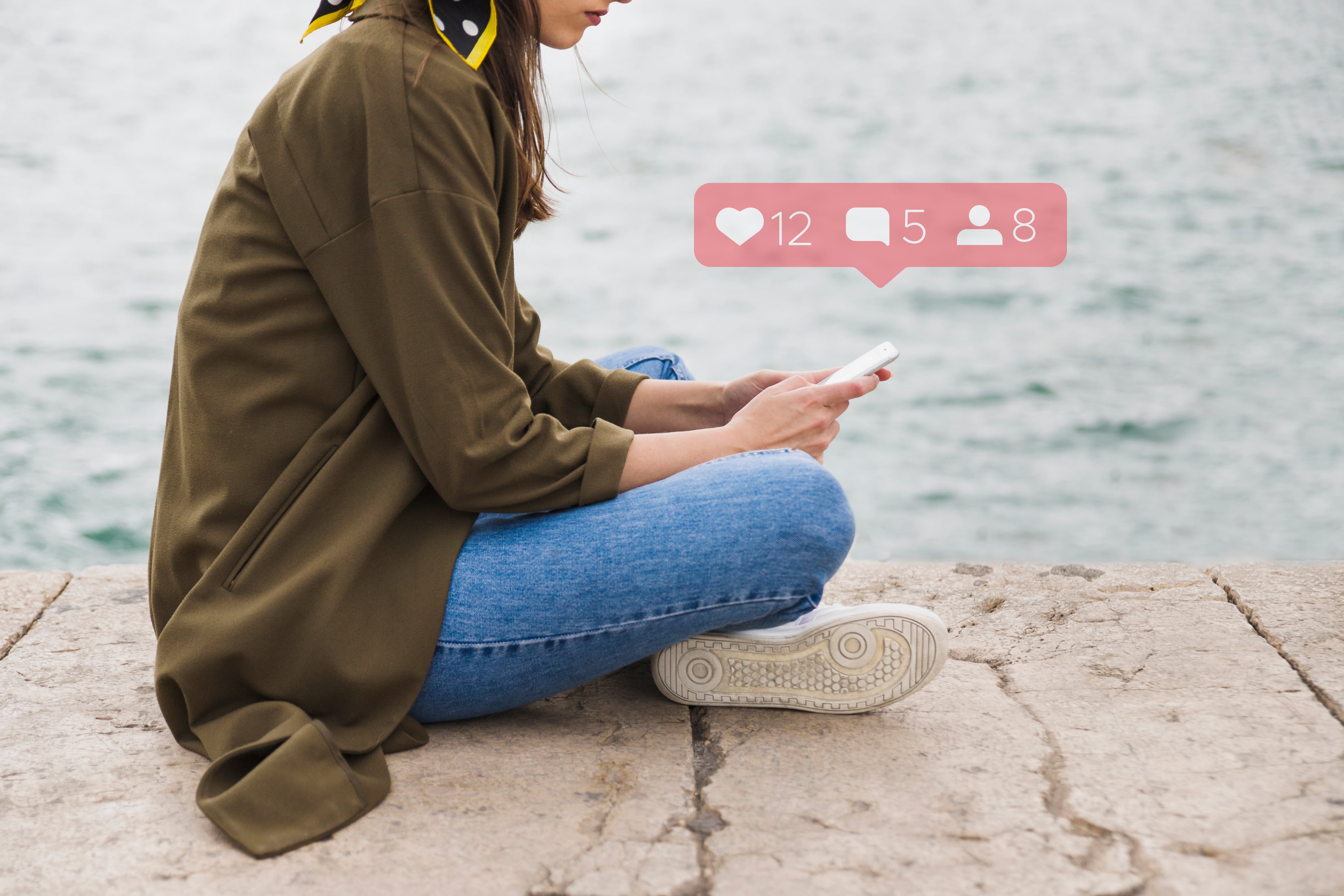 Profesionales de la Universidad Hospital Italiano reflexionaron sobre el bienestar emocional de los jóvenes y adolescentes en la era digital y la importancia del rol de las familias, las escuelas y los profesionales de la salud en esta problemática.