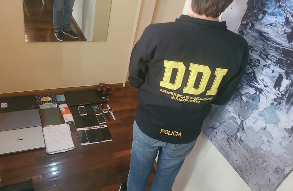 Cayó la banda que robó $600 millones con estafas online: así operaban