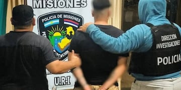 Recuperan una motocicleta robada en Posadas y detienen al presunto autor del hecho.