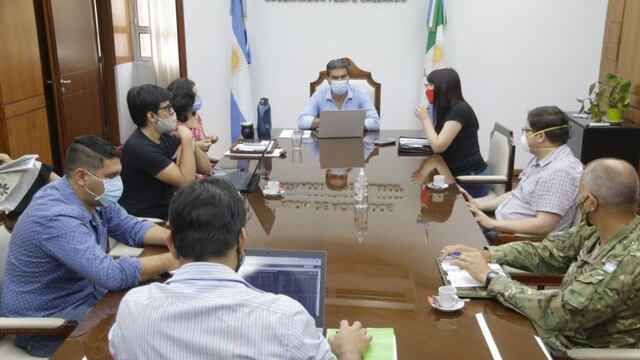“Ese día completaremos 22 días de vacunación efectiva alcanzando a la población objetivo que incluyó preferentemente al personal sanitario” resaltó Capitanich.