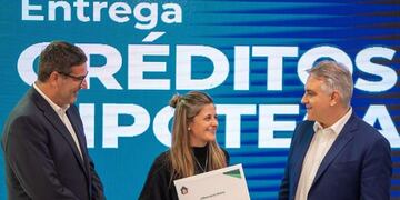 Martín Llaryora confirmó el aumento del monto máximo de la línea de créditos.