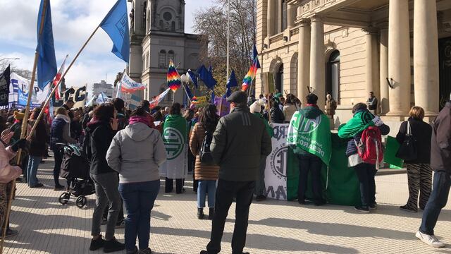 Así fue el reclamo en Tandil de las organizaciones sociales