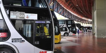 Actualizan las tarifas del transporte suburbano e interurbano en Misiones.