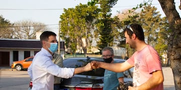 Juntos por el Cambio recorre los barrios y dialoga con los vecinos